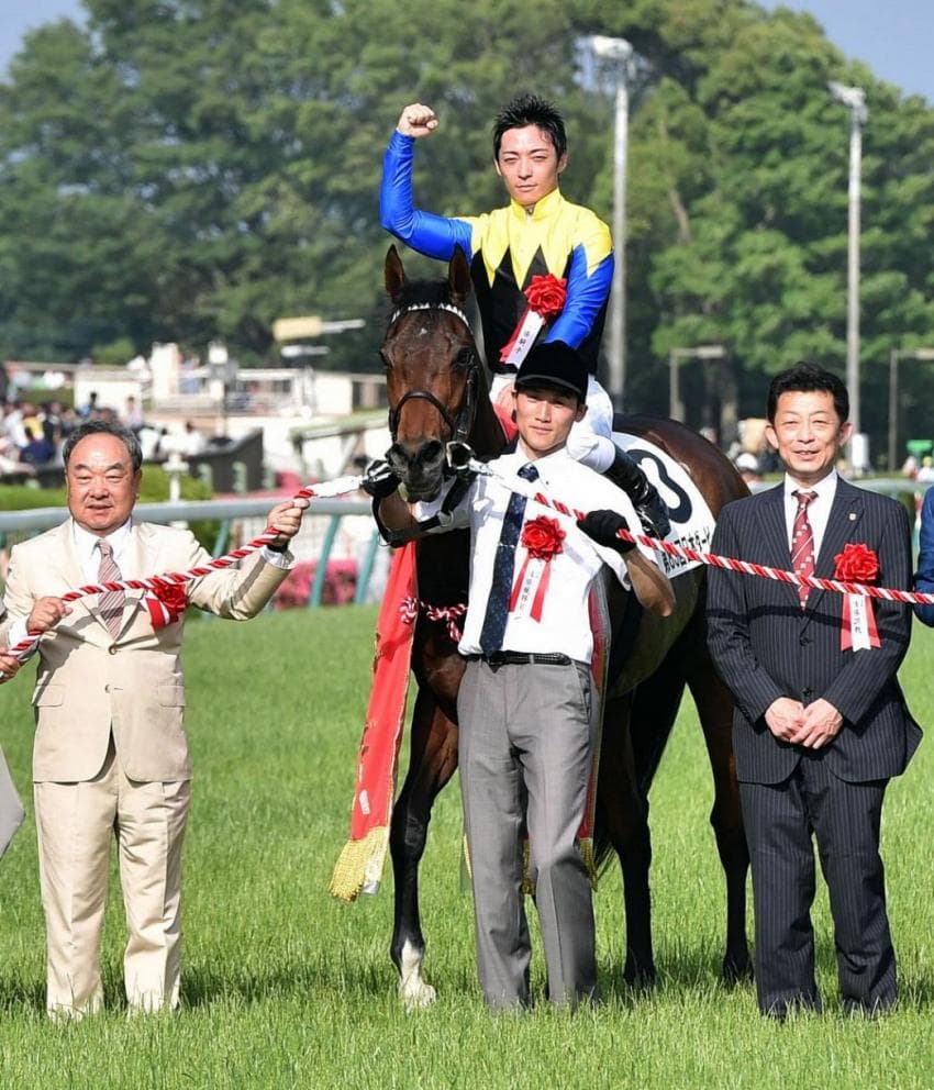 핫산)2021 교토대상전 - 마카히키 / 어느 늙은 더비마의 승리